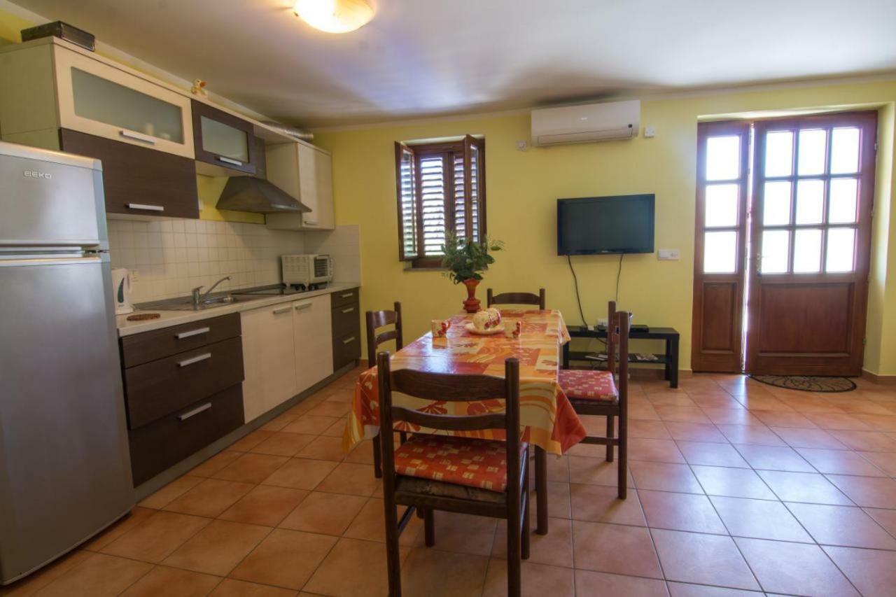 Apartments Villa Forida Mali Lošinj Exterior foto